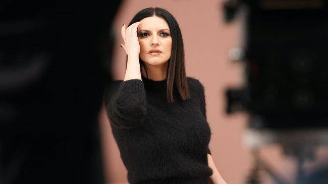 laura pausini shock
