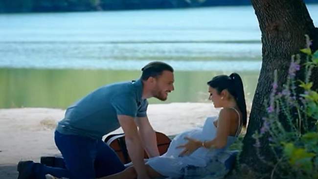 Love is in the air: Eda e Serkan sono dispersi