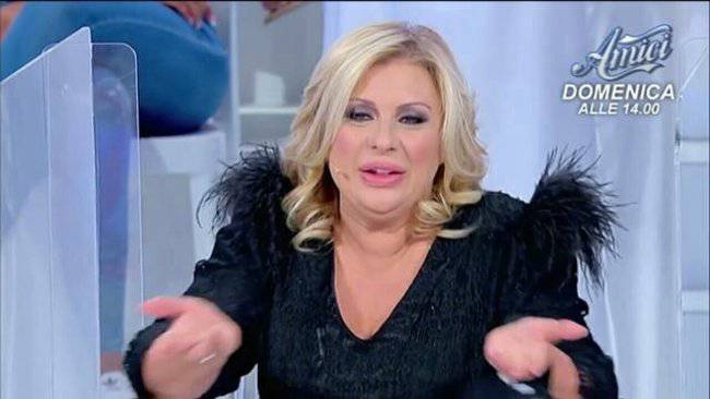 uomini e donne shock tina