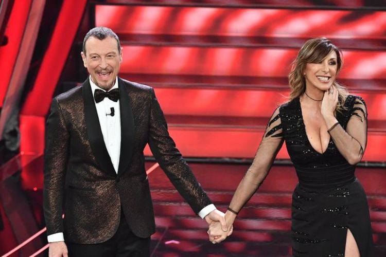 Amadeus e Sabrina Salerno a Sanremo (Affari Italiani)