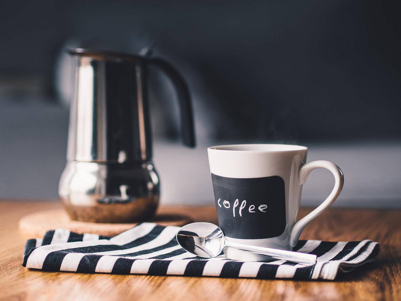 Caffè al cioccolato: con la moka viene uno spettacolo!