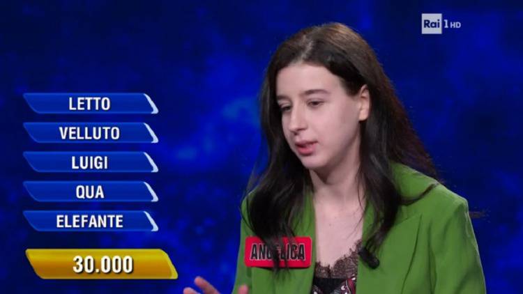 La campionessa indovina ma non vince (La Nostra Tv)