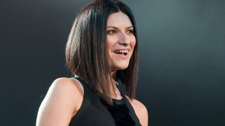 Laura Pausini parla di Raffaella Carrà (Altra Notizia)