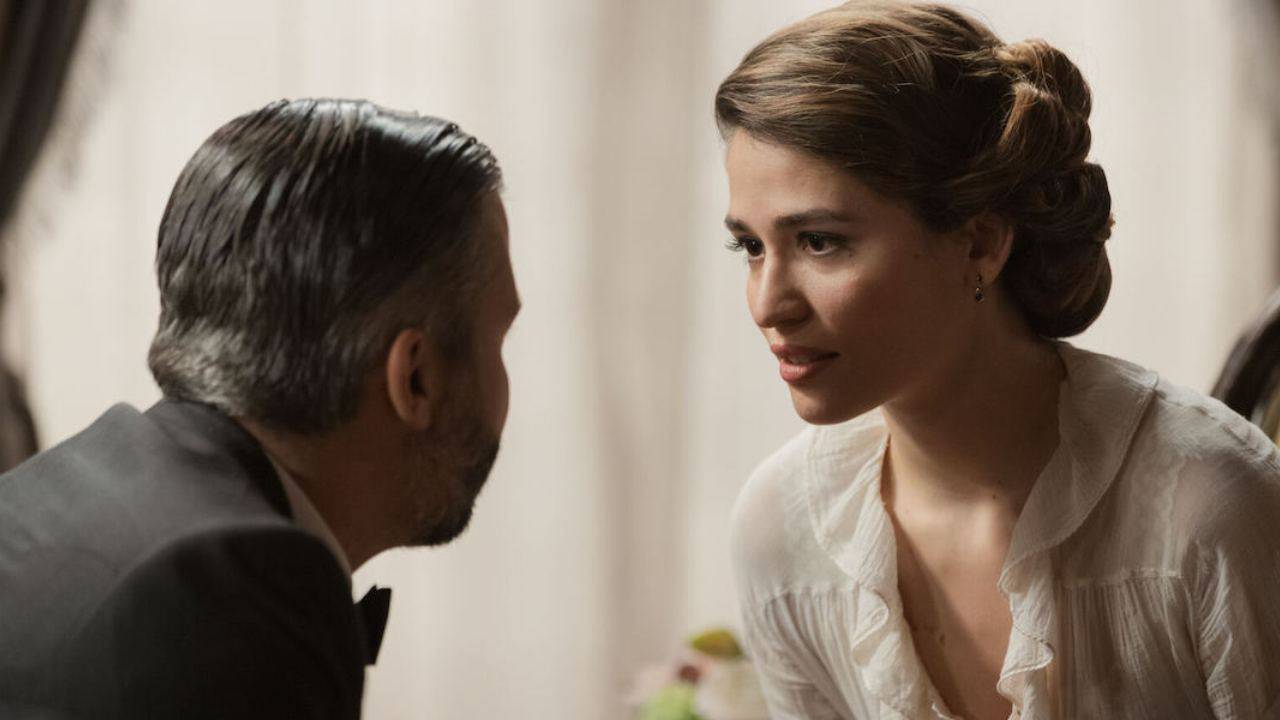 Una Vita: Natalia allontana Felipe per un motivo Una Vita: Natalia allontana Felipe per un motivo