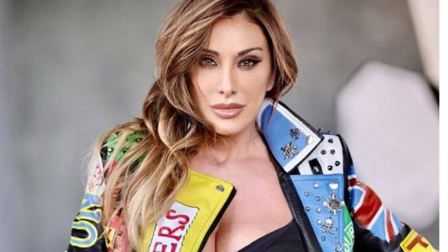sabrina salerno body trasparente