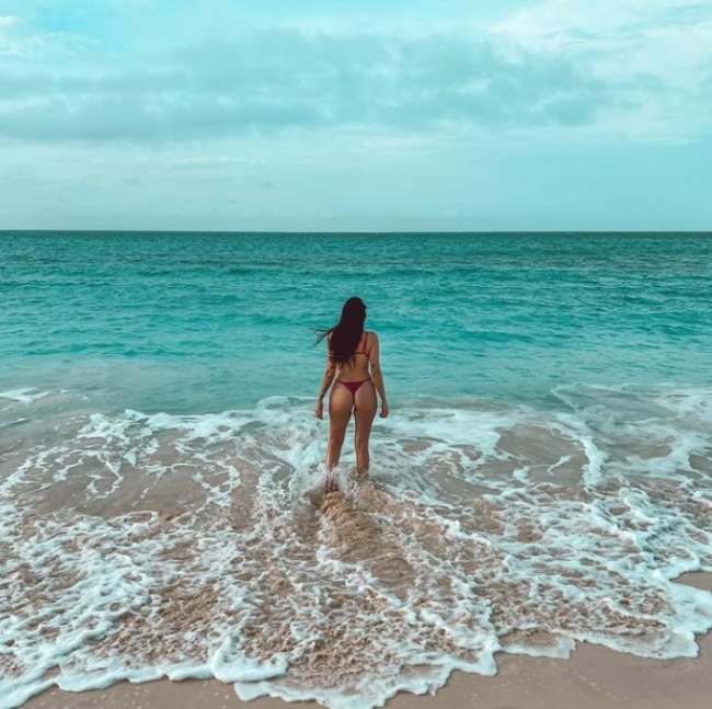 valentina vignali mare bomba