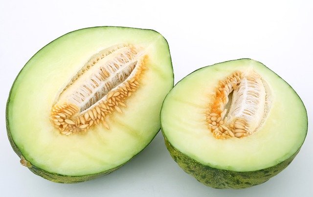 Semi di Melone: ecco perchè non bisogna buttarli