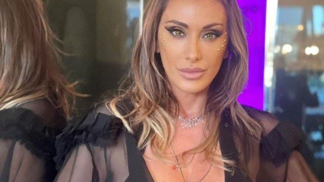 sabrina salerno body mostra tutto