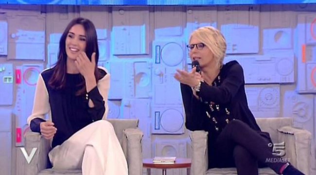 amici richiesta maria de filippi