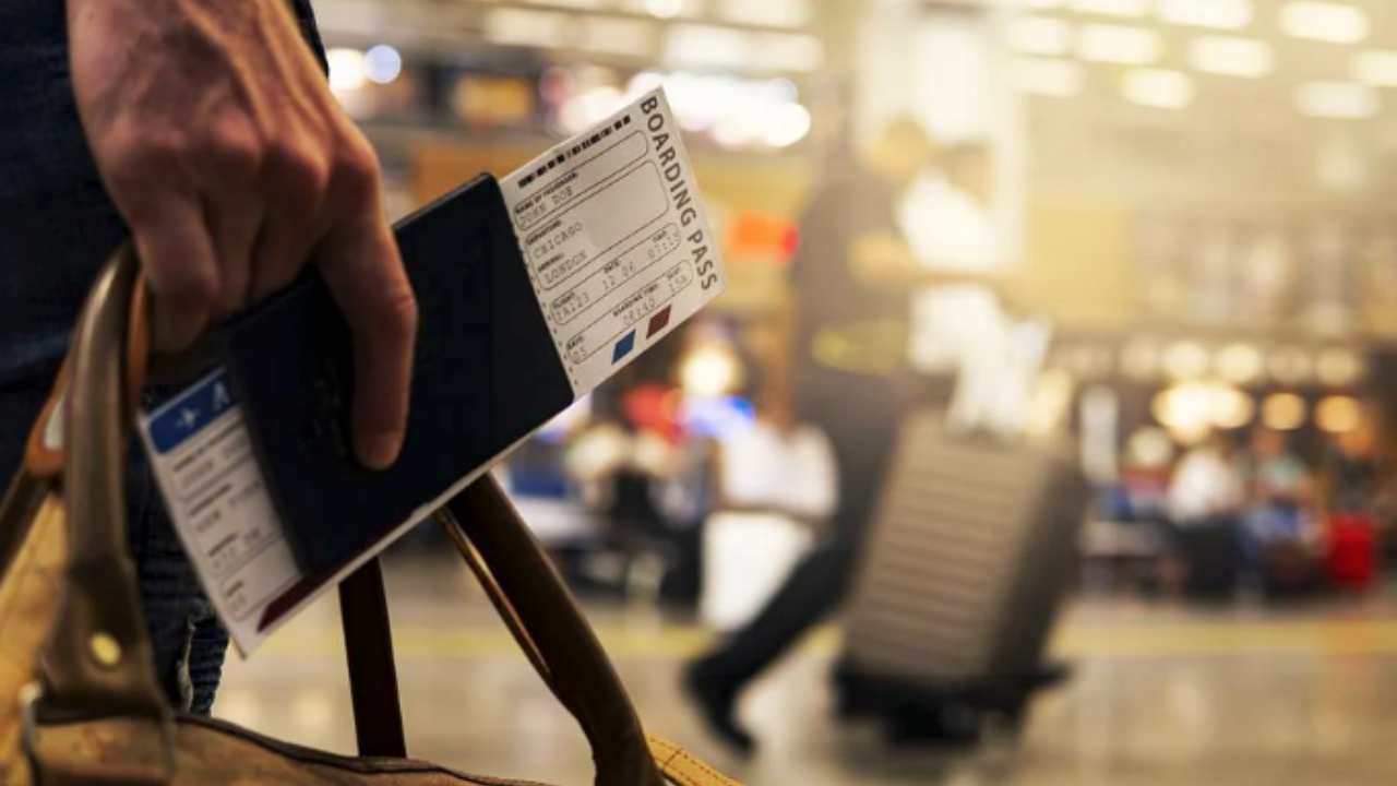 Aereo_ non portare mai questi cibi rischi fino a 1800 euro di multa