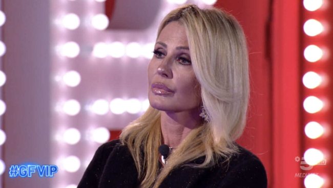 nathaly caldonazzo confessione