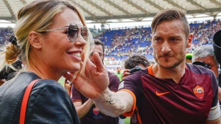 Francesco Totti e Ilary Blasi (Solo Donna)