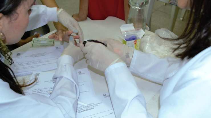Molto importanti sono i marcatori tumorali, ossia delle proteine che circolano nel sangue