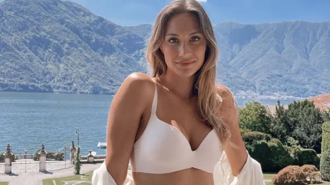 beatrice valli bomba mare