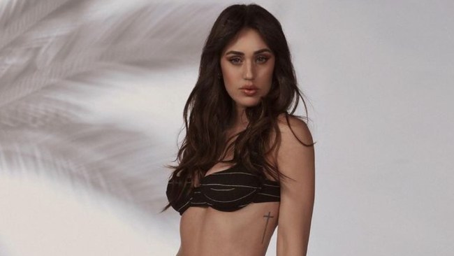 cecilia rodriguez lato b