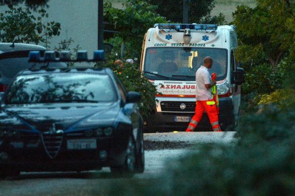 Padova, folle corsa in auto con gli amici: 19enne vola fuori dal finestrino Padova, folle corsa in auto con gli amici: 19enne vola fuori dal finestrino