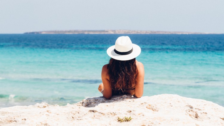 Mare: si può portare il cibo in spiaggia?