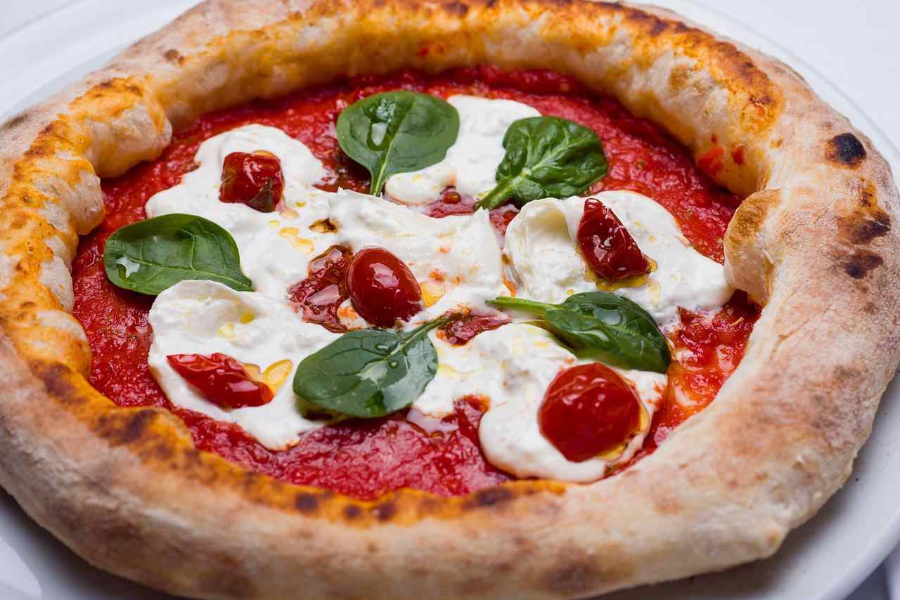 Pizza senza accendere il forno? E' possibile fai così