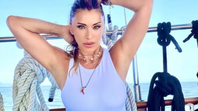 sabrina salerno barca