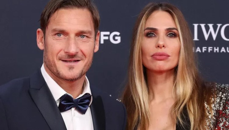 Ilary Blasi e Francesco Totti (Virgilio Sport)