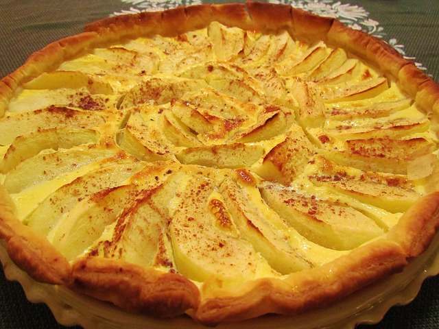 Torta di mele ed arancia: gli ingredienti e la preparazione