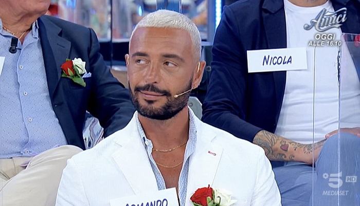 Uomini e Donne: Armando Incarnato cambia look