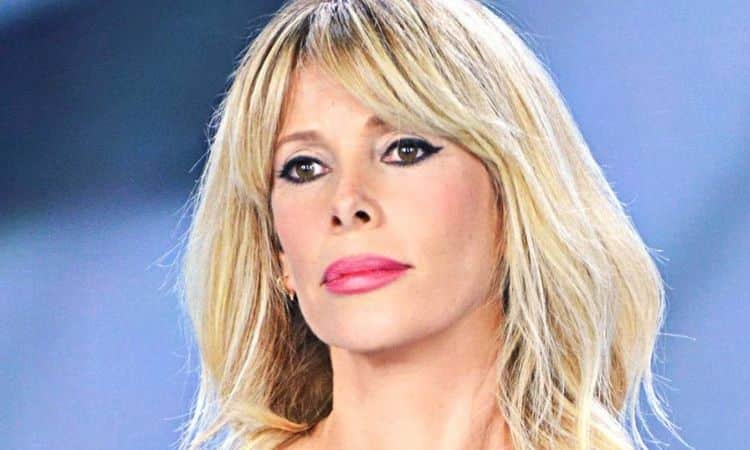 Alessia Marcuzzi slitta programma Rai