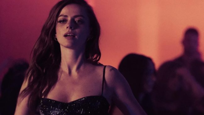 Annalisa: il top non nasconde nulla, anzi 8 annalisa top