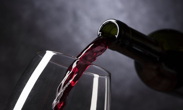 Cancro bottiglia vino settimana come sigarette