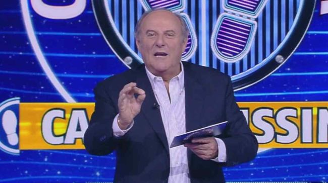 gerry scotti quanto guadagna caduta libera