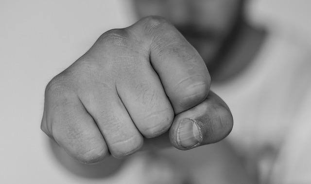 Conflitti in arrivo per questi segni: attenzione! 9 Conflitti in arrivo per questi segni: attenzione!