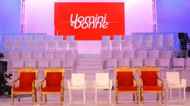 Uomini e Donne: un cavaliere fa una scelta shock