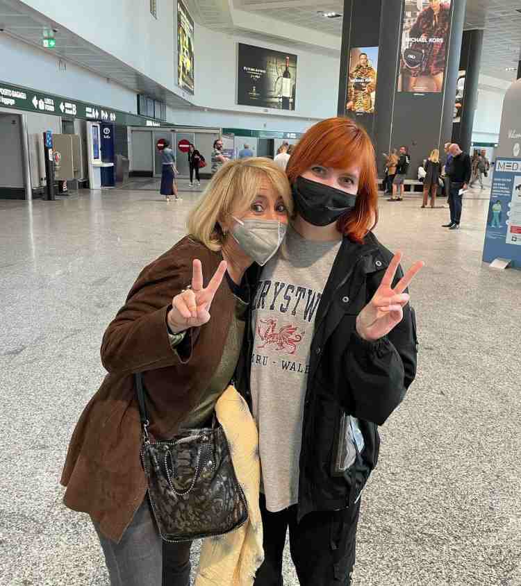 Luciana Littizzetto con la figlia Svetlana, ecco la rarissima foto 9 Luciana Littizzetto insieme a Svetlana (Gossip)