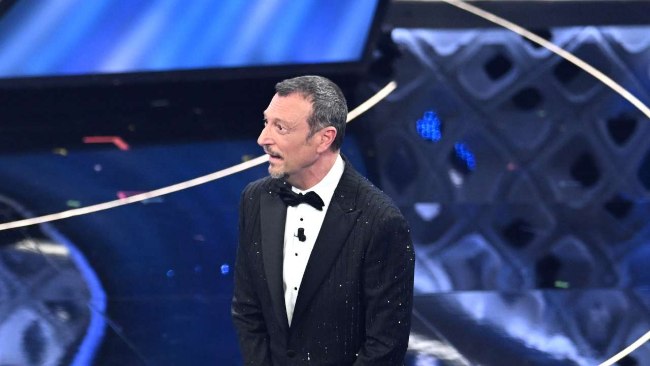 Sanremo 2023: il noto cantante deve abbandonare 8 sanremo 2023 cantante