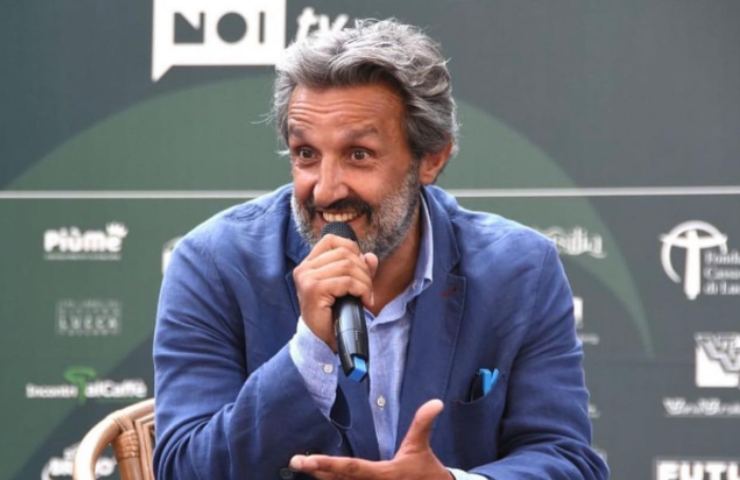 Flavio Insinna parla della sua malattia e confessa tutto 8 Flavio insinna
