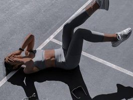 Ragazza atletica