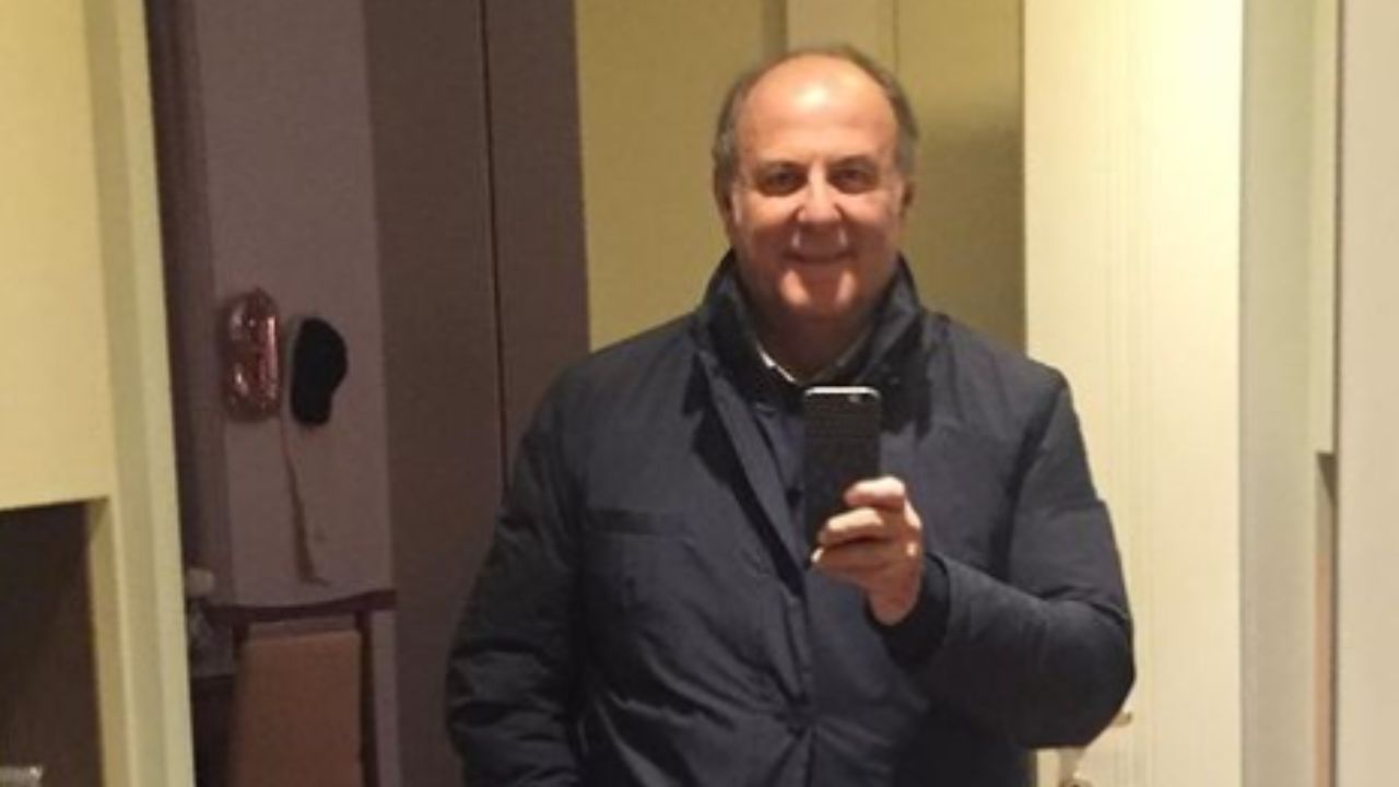 Gerry Scotti altro uomo casa lui