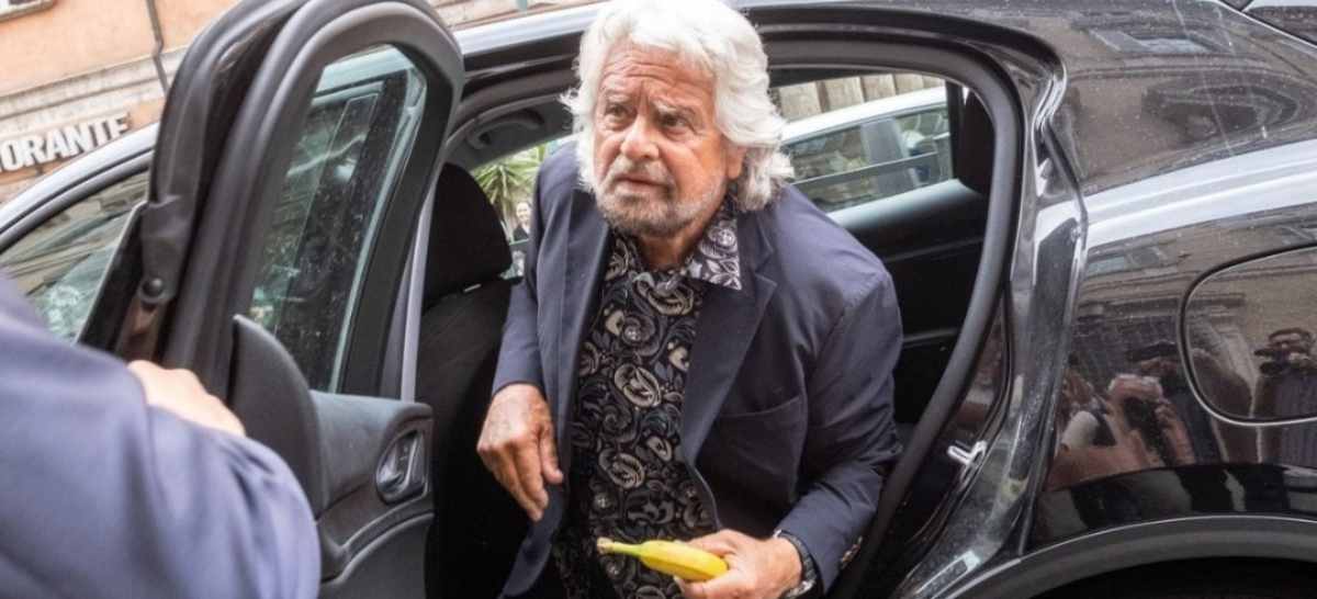 Grillo vuole abolire i contanti 