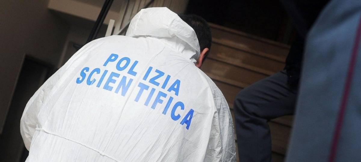 Madre e figlia trovate morte roma