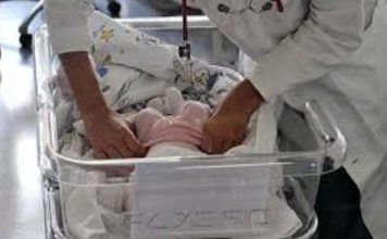 Neonata morta a capena