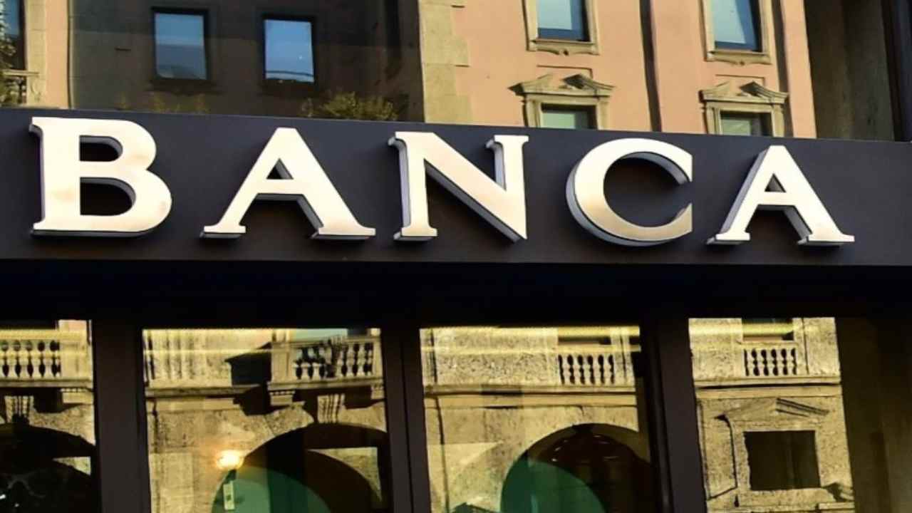 Indagato direttore della banca di Favignana